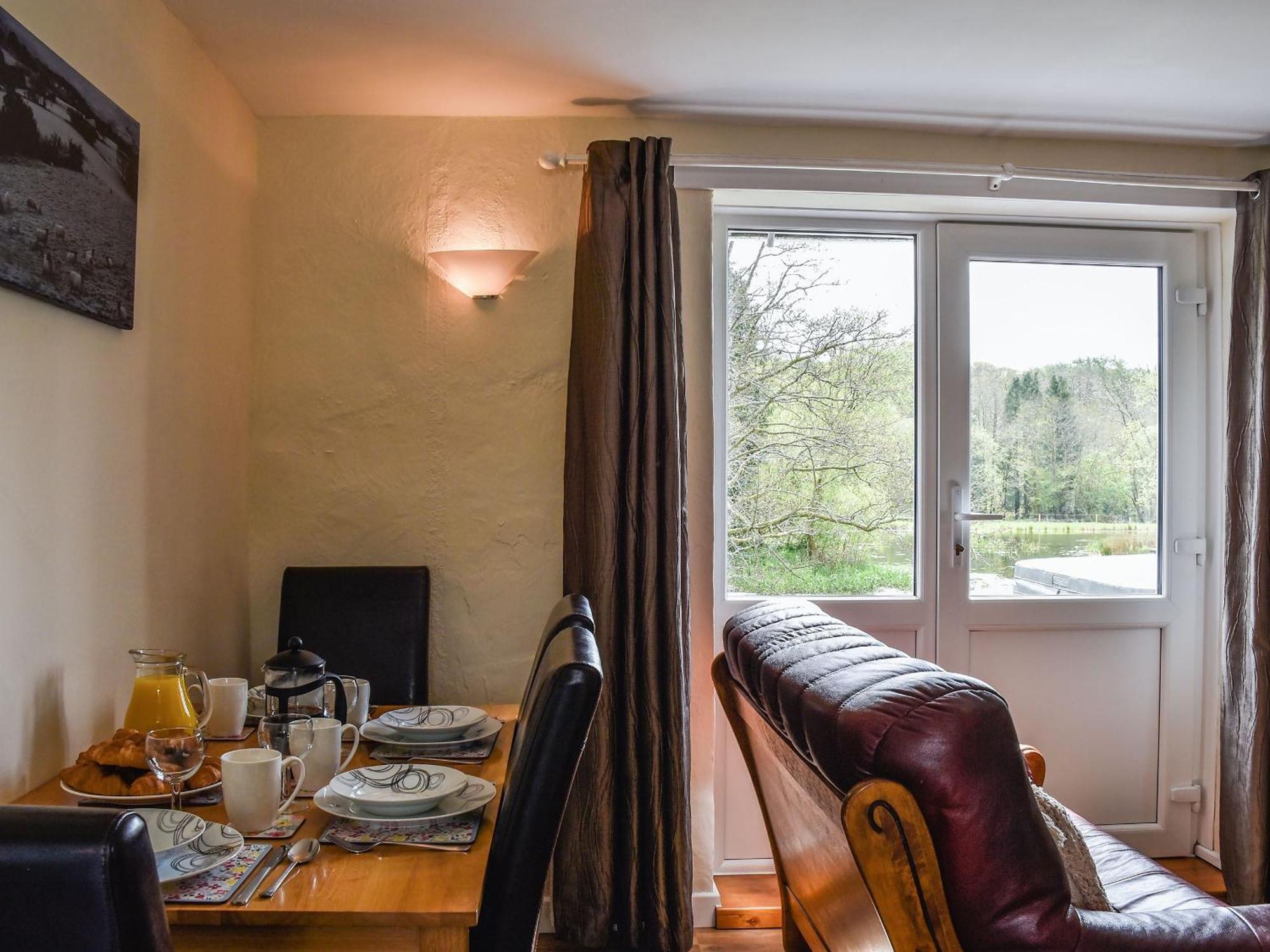 Robin Cottage Лландейло Экстерьер фото